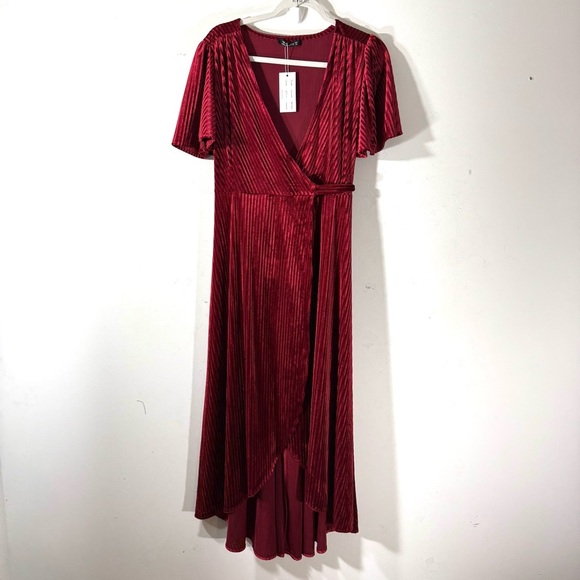 NWT Simplee True Wrap Dress Red Velvet Ribbed Short Sleeves - Picture 7 of 12